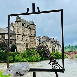 Aparthotel - Au Vieux Palais, Espalion
